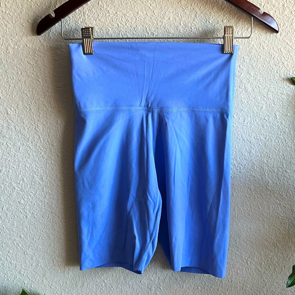 NIKE YOGA LUXE SHORTS